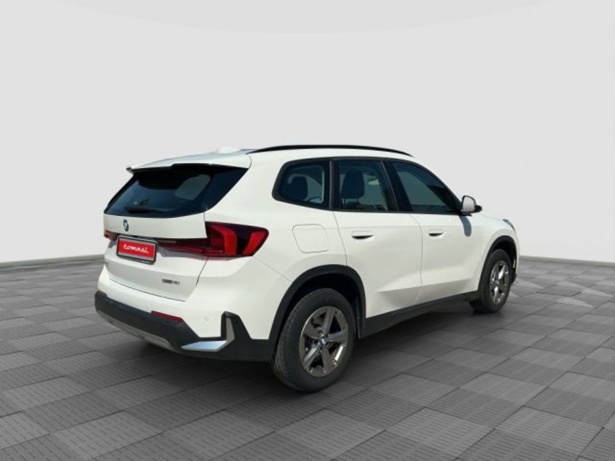 BMW X1 sDrive 18i Msport (5)