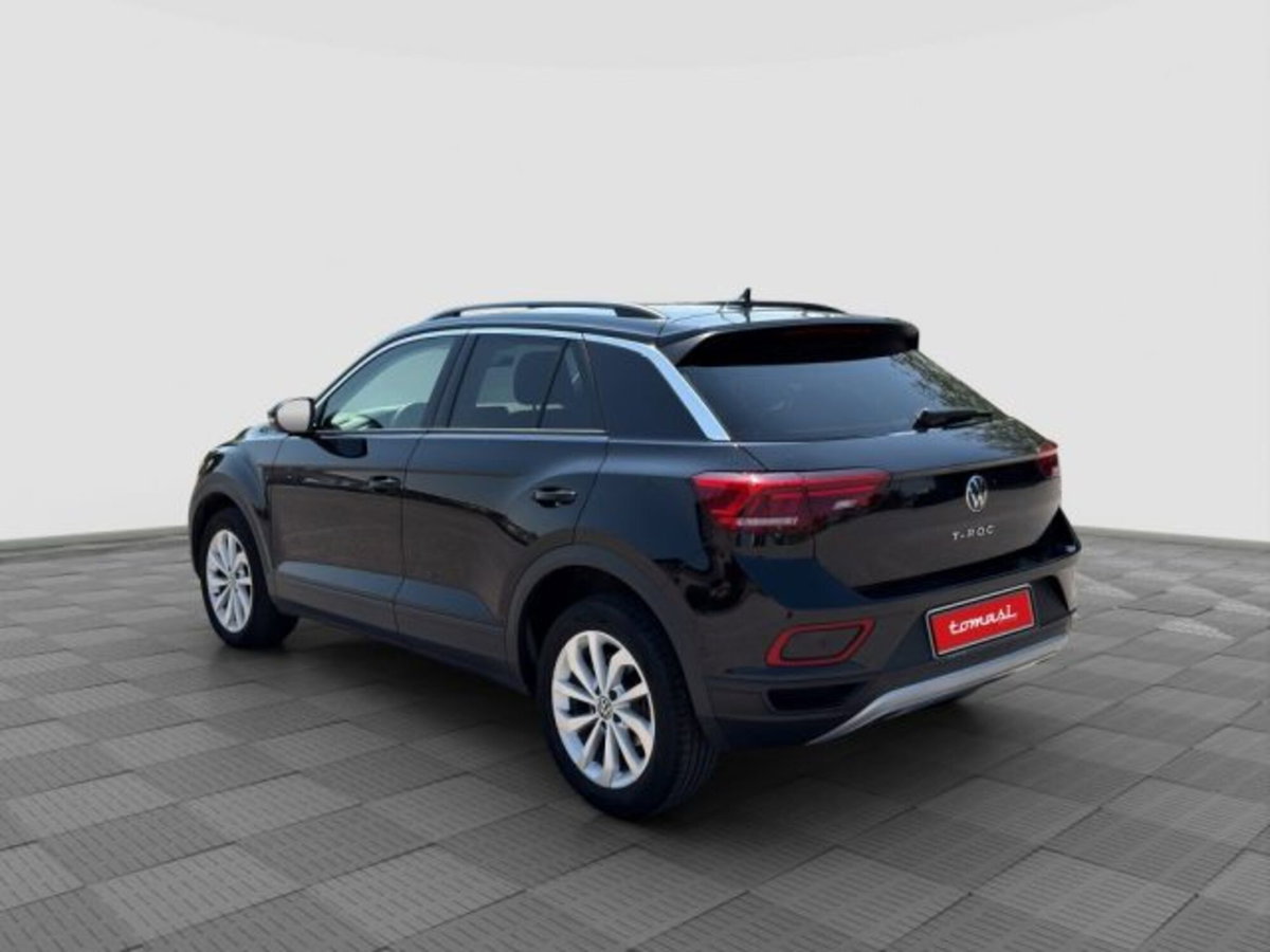 Volkswagen T-Roc 1.5 tsi Life dsg (3)