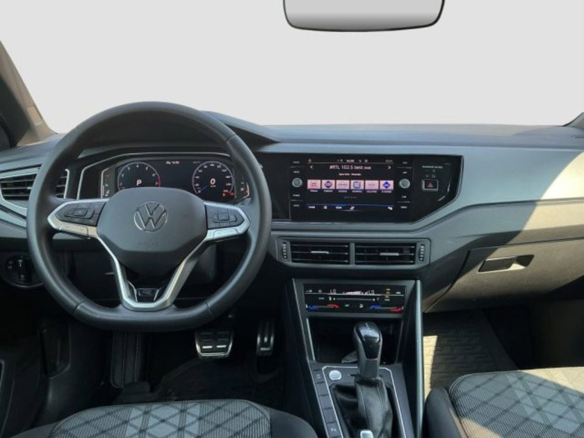 Volkswagen Taigo 1.0 TSI 110 CV DSG R-Line (11)