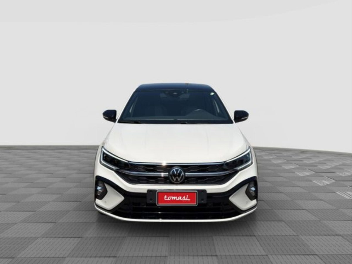 Volkswagen Taigo 1.0 TSI 110 CV DSG R-Line (8)
