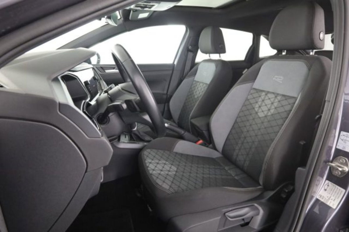 Volkswagen Taigo 1.0 TSI 110 CV DSG R-Line (2)