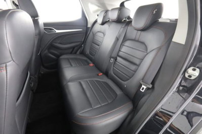 Mg ZS ZS 1.5 Luxury (3)