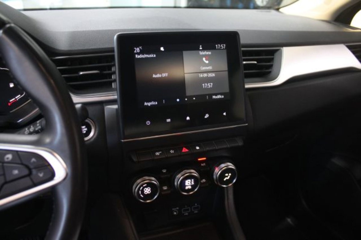 Renault Captur TCe 100 CV GPL FAP Intens (12)