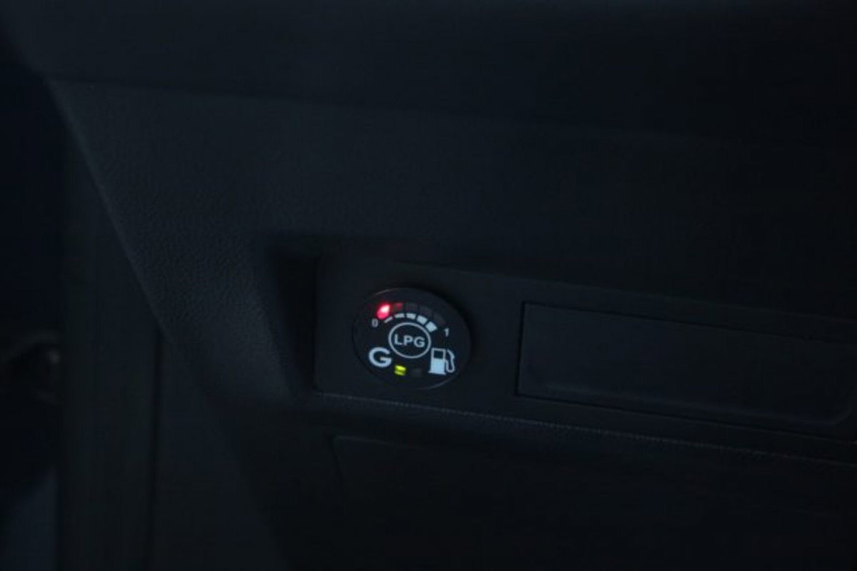 Renault Captur TCe 100 CV GPL FAP Intens (15)