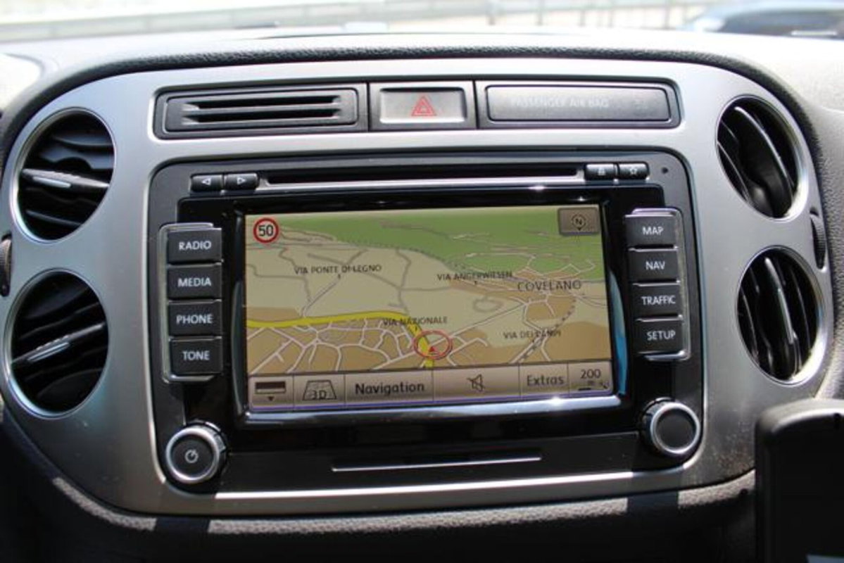 Volkswagen Tiguan 2.0 TDI DPF 4MOTION DSG R-Line (14)