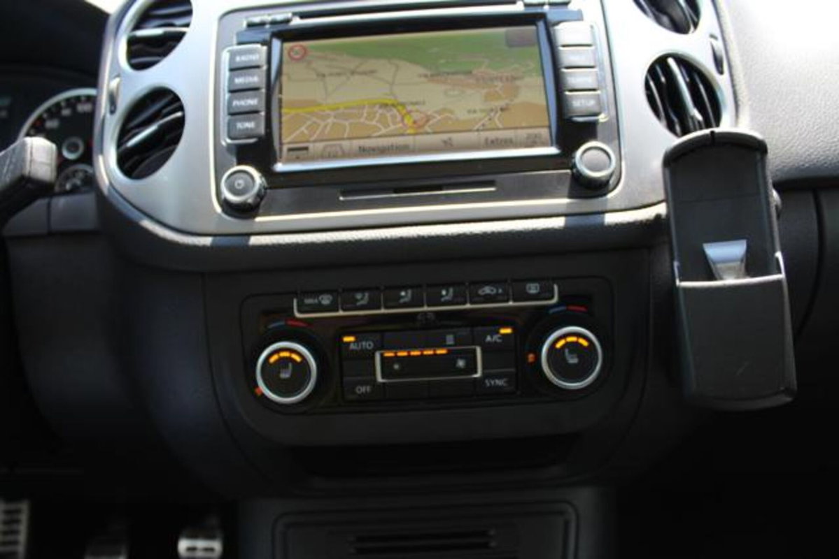 Volkswagen Tiguan 2.0 TDI DPF 4MOTION DSG R-Line (15)
