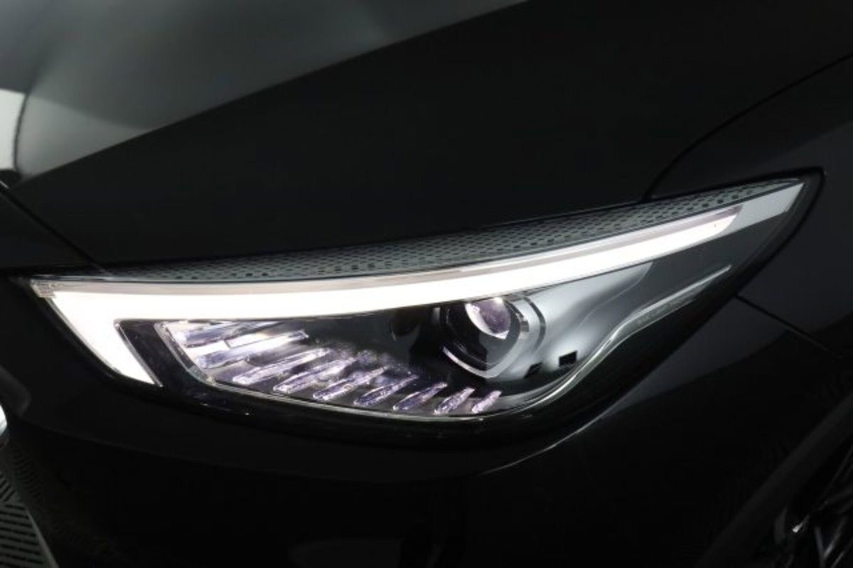 Mg ZS ZS 1.5 Luxury (9)