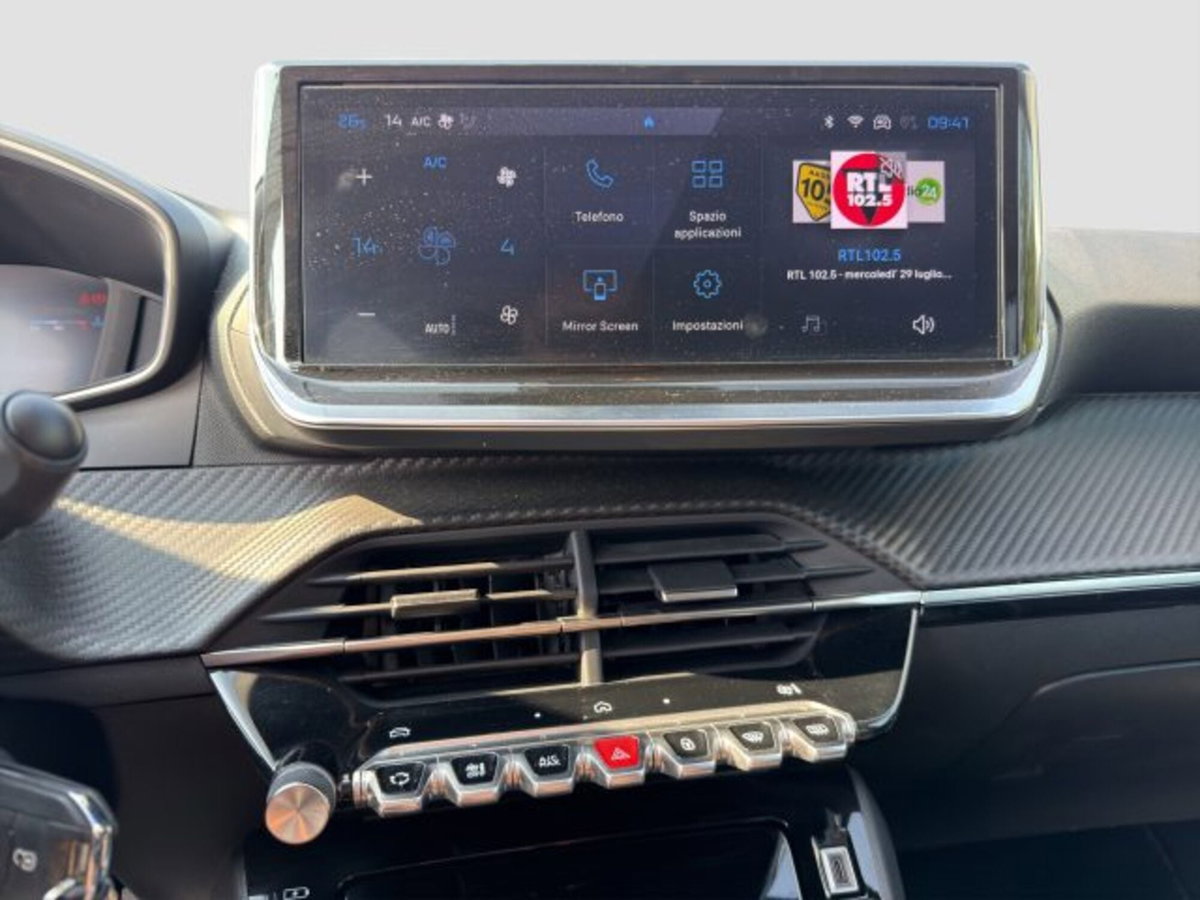 Peugeot 208 PureTech 100 Stop&Start 5 porte Allure (17)