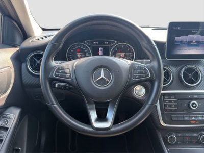 Mercedes-Benz CLA Shooting Brake 200 d Automatic Business (13)