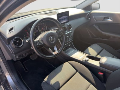 Mercedes-Benz CLA Shooting Brake 200 d Automatic Business (9)