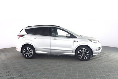 Ford Kuga 1.5 TDCI 120 CV S&S 2WD ST-Line (3)