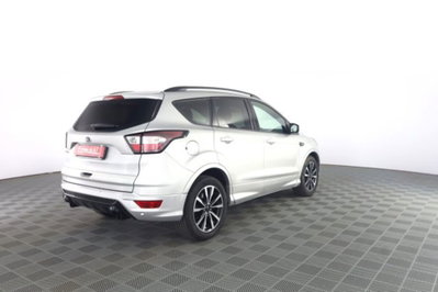 Ford Kuga 1.5 TDCI 120 CV S&S 2WD ST-Line (4)