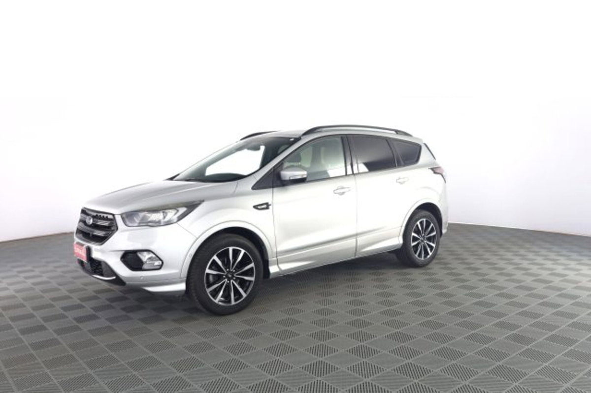 Ford Kuga 1.5 TDCI 120 CV S&S 2WD ST-Line (8)