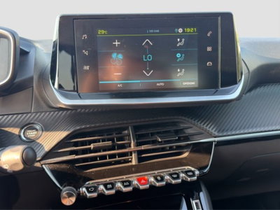Peugeot 208 motore elettrico 136 CV 5 porte Allure Pack (16)