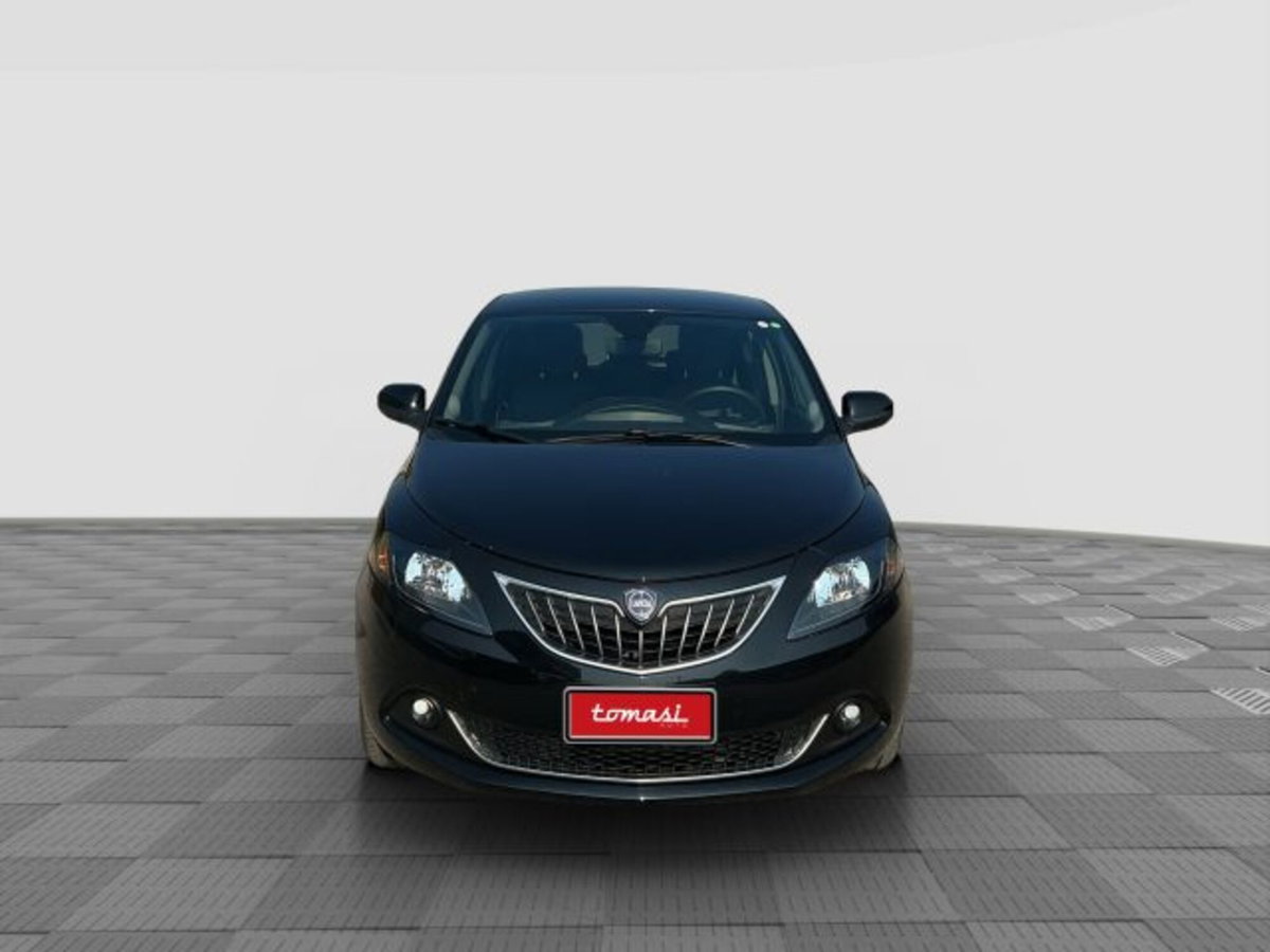 Lancia Ypsilon 1.0 FireFly 5 porte S&S Hybrid Ecochic Gold (8)
