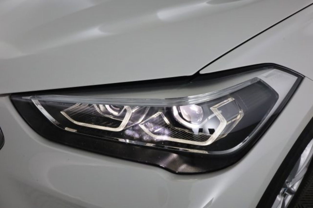 BMW X1 sDrive16d Business Advantage (9)