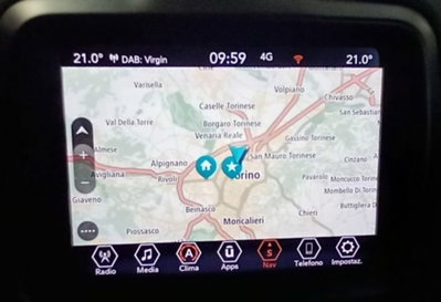Jeep Renegade 1.3 T4 DDCT Limited (16)