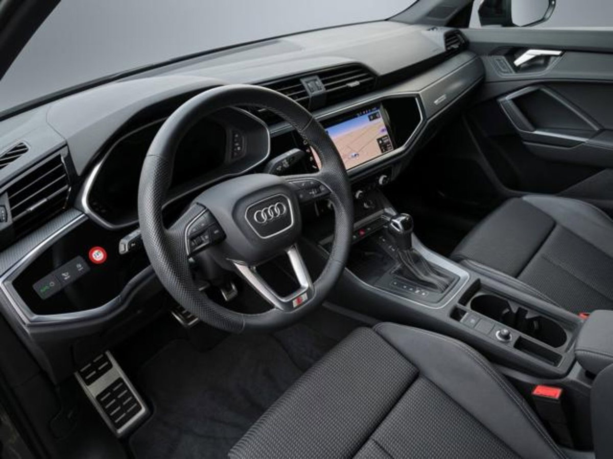 Audi Q3 Sportback 40 2.0 tfsi S line edition quattro s-tronic (5)