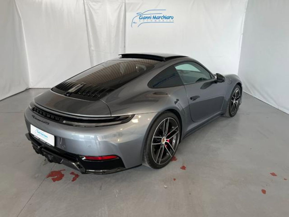 Porsche 911 Coupé 3.6 Carrera 4 GTS auto (5)