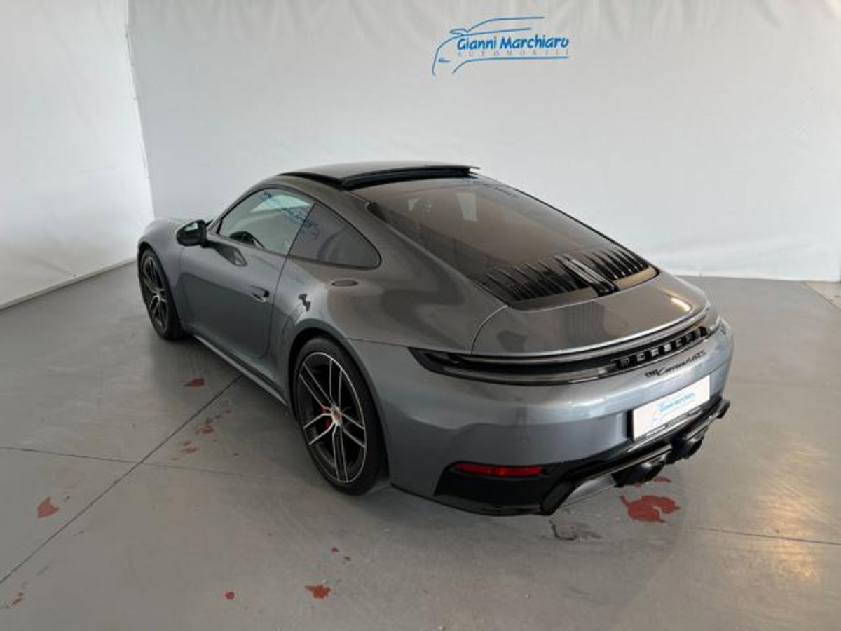 Porsche 911 Coupé 3.6 Carrera 4 GTS auto (7)