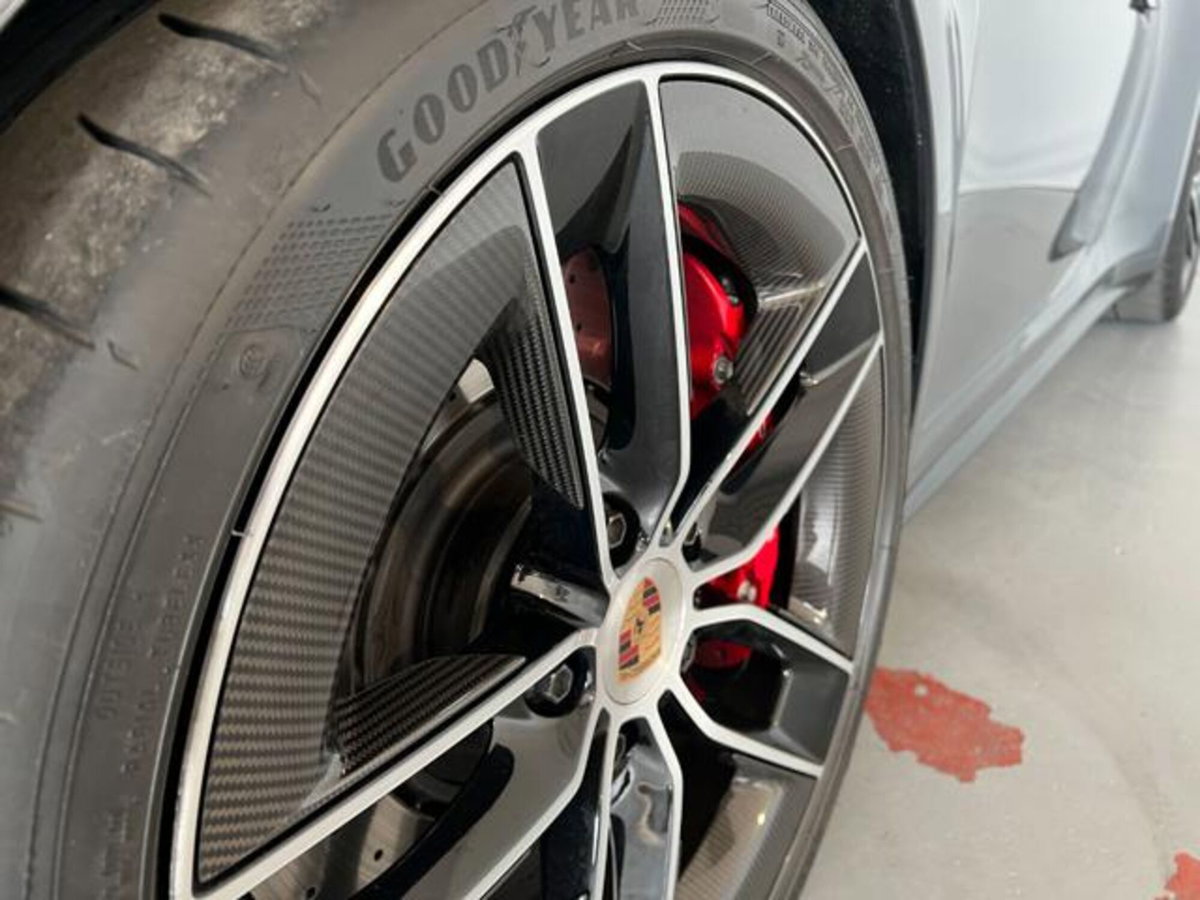 Porsche 911 Coupé 3.6 Carrera 4 GTS auto (9)