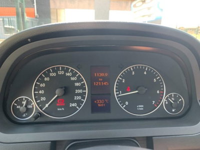 Mercedes-Benz Classe A 160 BlueEFFICIENCY Avantgarde (15)