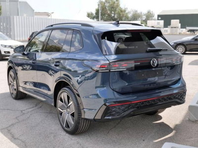 Volkswagen Tiguan 2.0 tdi R-Line 150cv dsg (3)