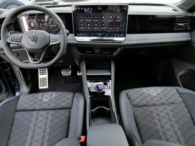 Volkswagen Tiguan 2.0 tdi R-Line 150cv dsg (7)
