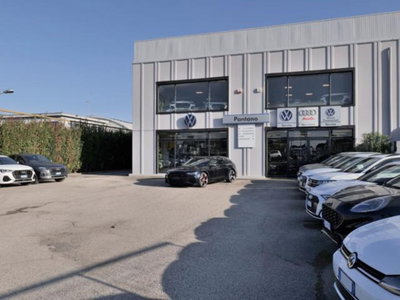 Volkswagen Tiguan 2.0 tdi R-Line 150cv dsg (8)