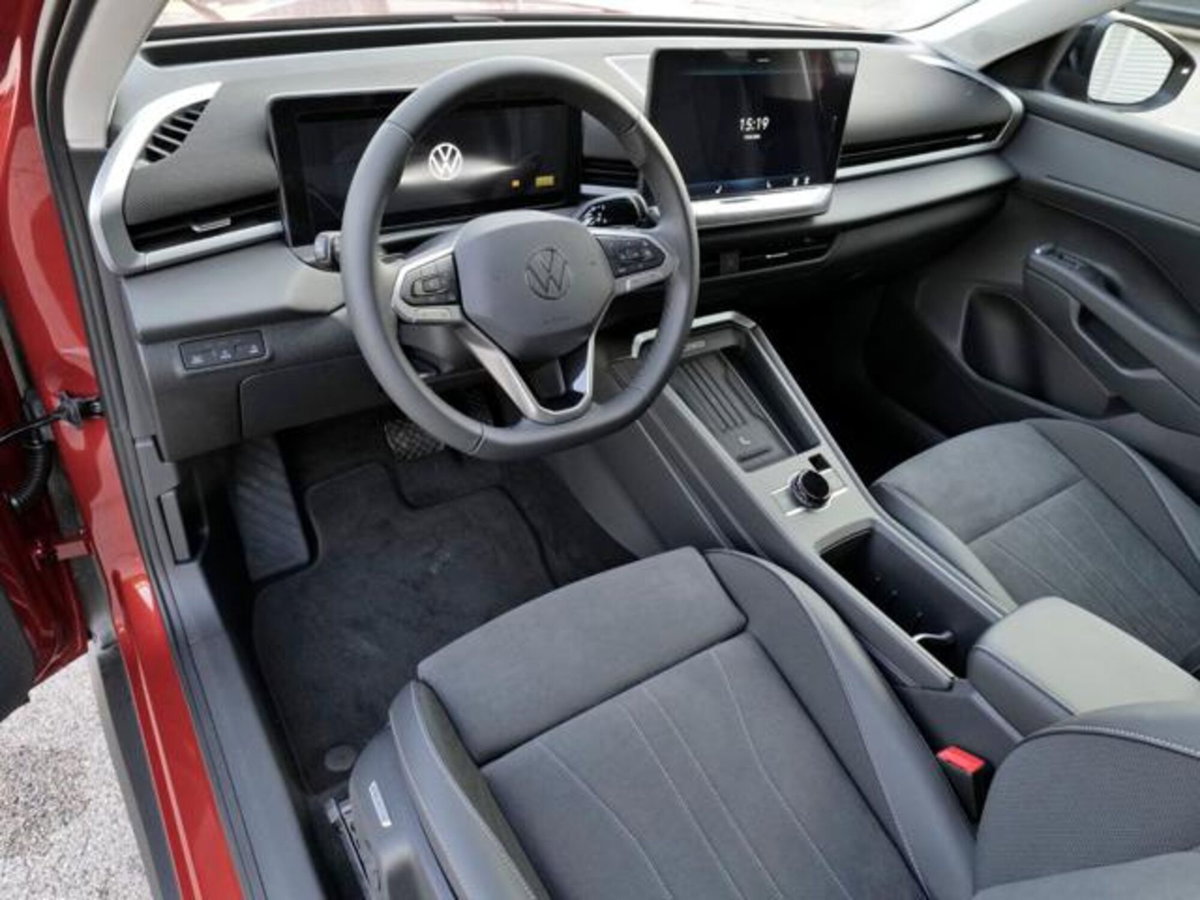 Volkswagen T-Roc 1.5 etsi Style 115cv dsg (6)