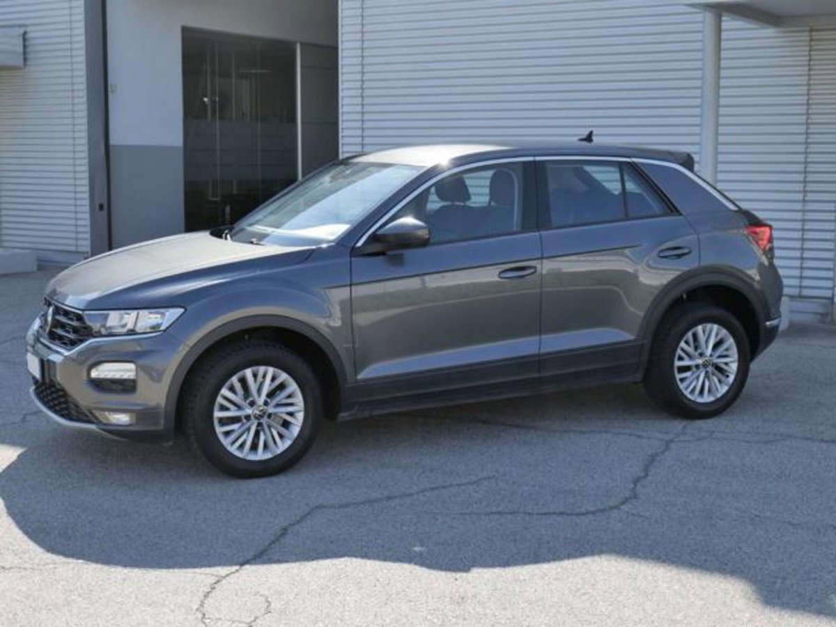 Volkswagen T-Roc 2.0 TDI SCR 150 CV DSG Business BlueMotion Technology (2)