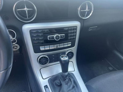 Mercedes-Benz SLK 200 Sport (10)