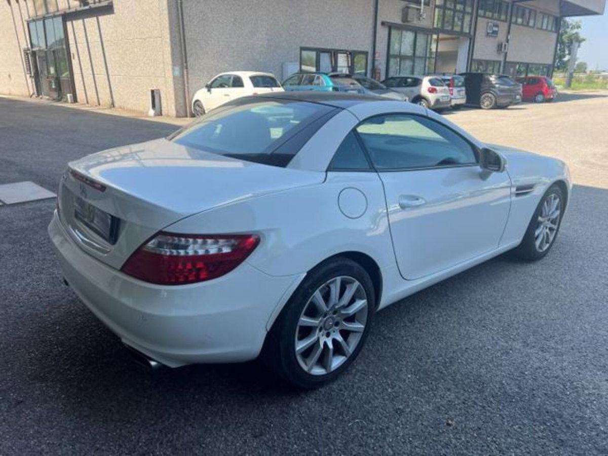 Mercedes-Benz SLK 200 Sport (4)
