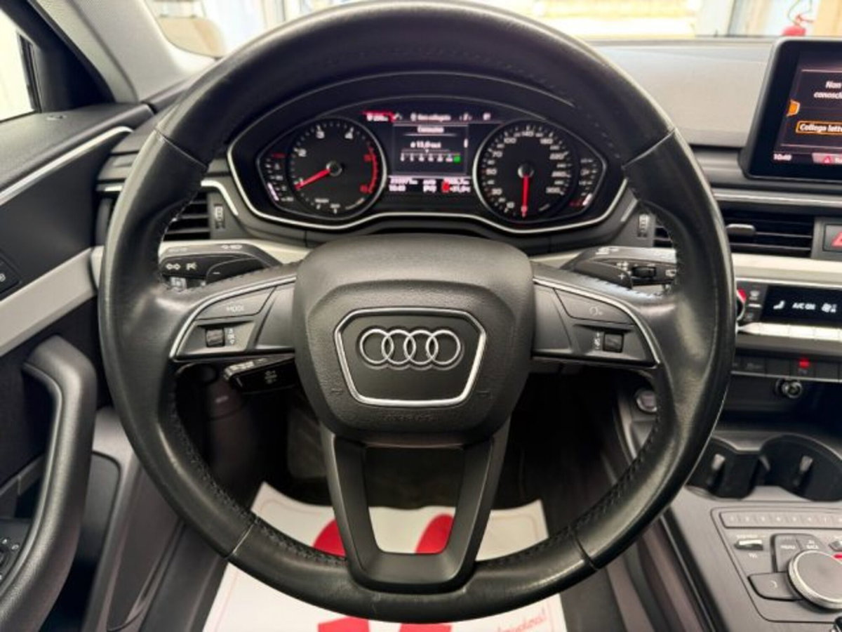 Audi A4 Avant 35 TDI S tronic Business (11)