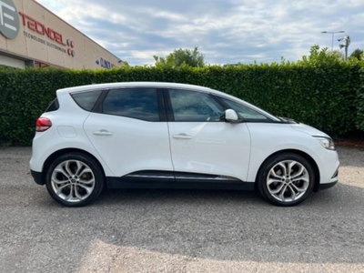 Renault Scenic E-Tech Electric 1.9 dCi Luxe Dynamique (4)