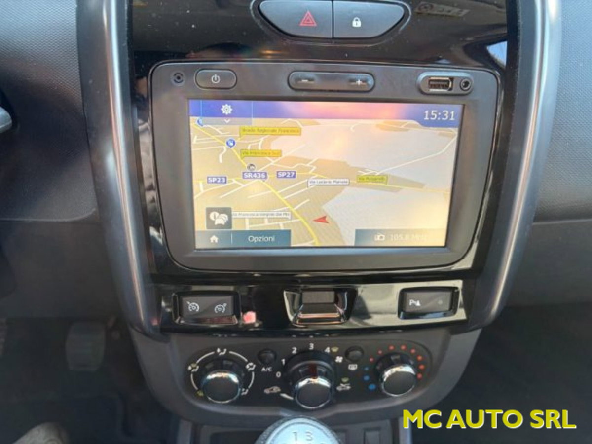 Dacia Duster 1.5 dCi 110CV Start&Stop 4x2 Serie Lim. Black Shadow (12)