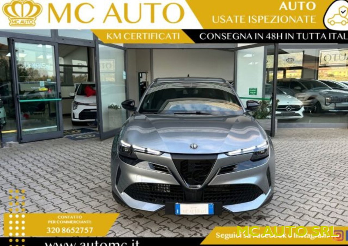 Alfa Romeo Junior 1.2 ibrida Speciale 145cv edct6 (2)