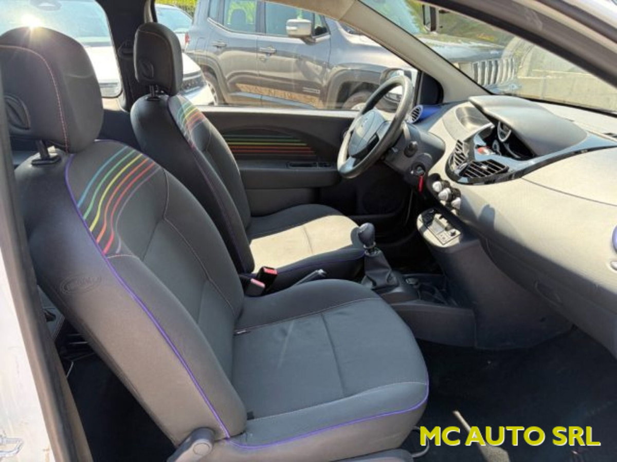 Renault Twingo 1.2 16V Live (9)
