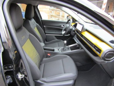 Jeep Avenger 1.2 turbo Summit fwd 100cv (15)