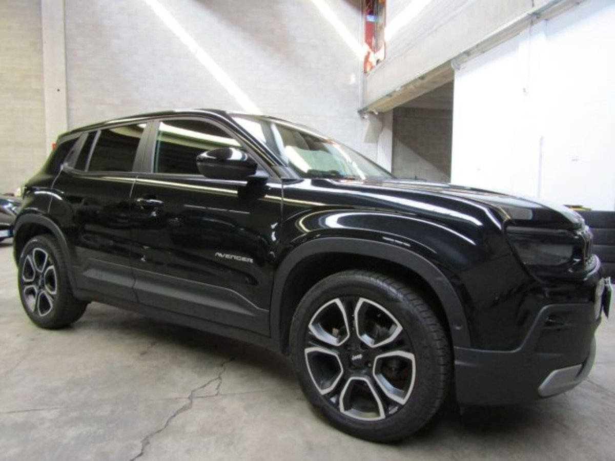 Jeep Avenger 1.2 turbo Summit fwd 100cv (3)
