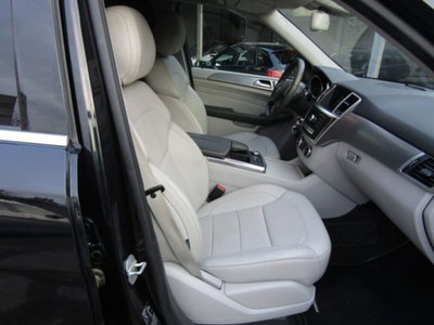 Mercedes-Benz Classe ML 350 BlueTEC 4Matic Premium (15)