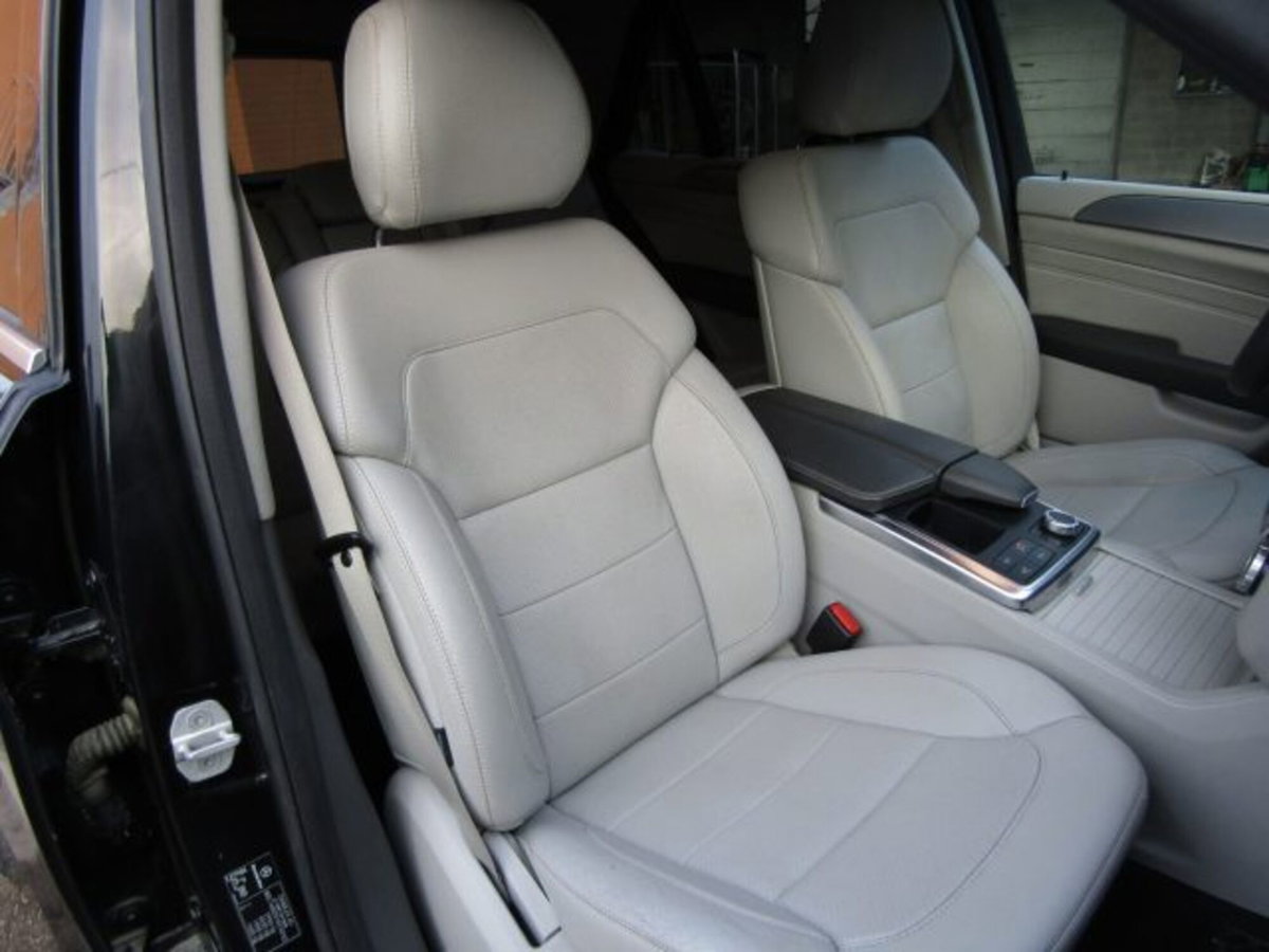Mercedes-Benz Classe ML 350 BlueTEC 4Matic Premium (18)