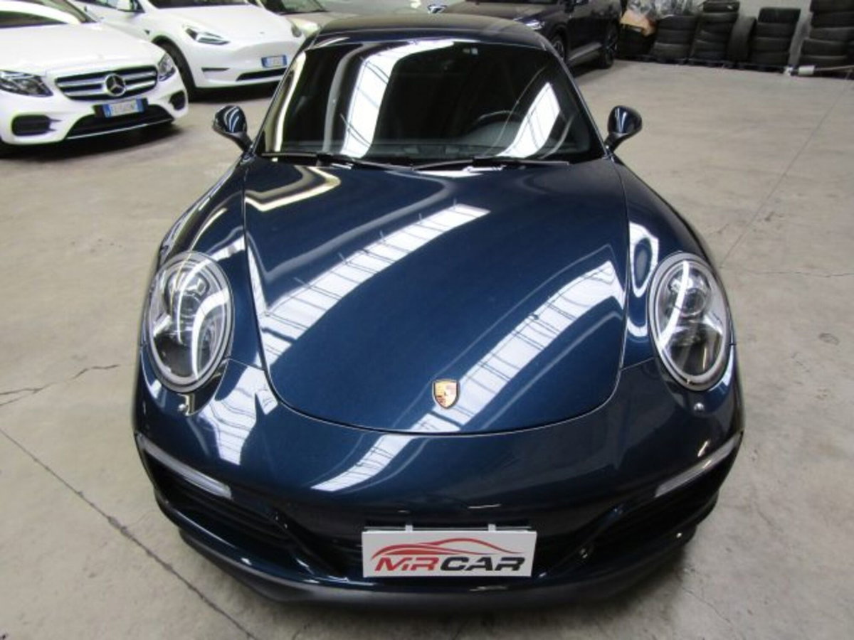Porsche 911 Coupé 3.0 Carrera S (2)