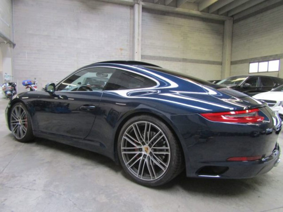 Porsche 911 Coupé 3.0 Carrera S (8)