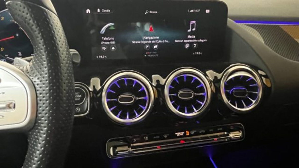 Mercedes-Benz GLA SUV 250 Automatic Premium (11)