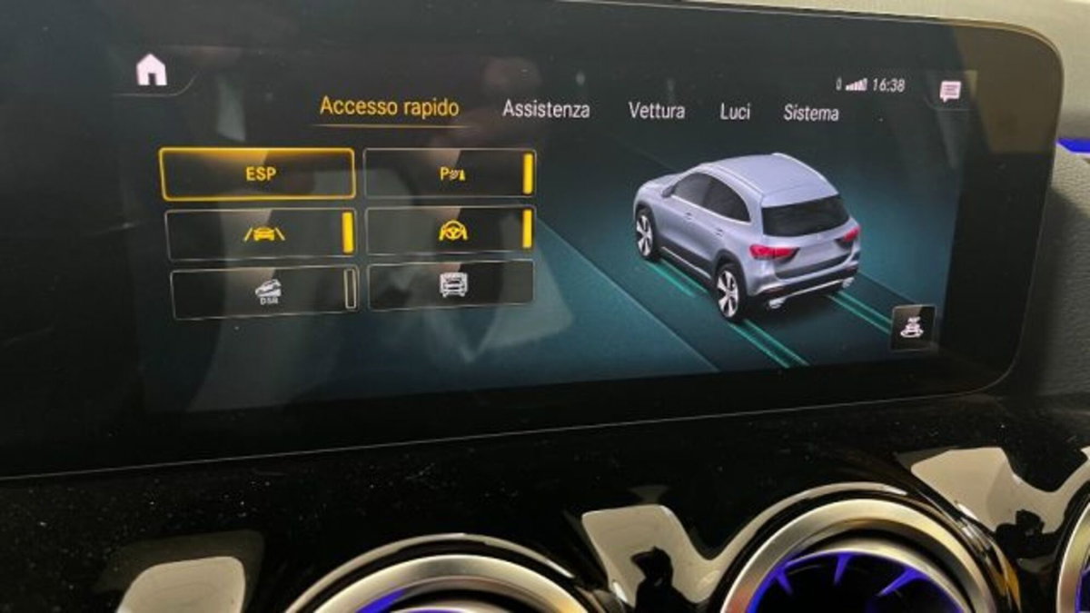 Mercedes-Benz GLA SUV 250 Automatic Premium (15)