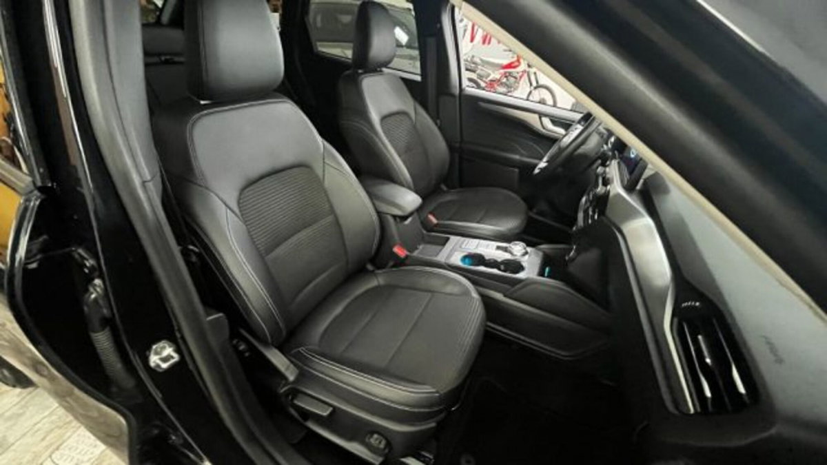 Ford Kuga 2.0 EcoBlue 120 CV aut. 2WD ST-Line X (6)