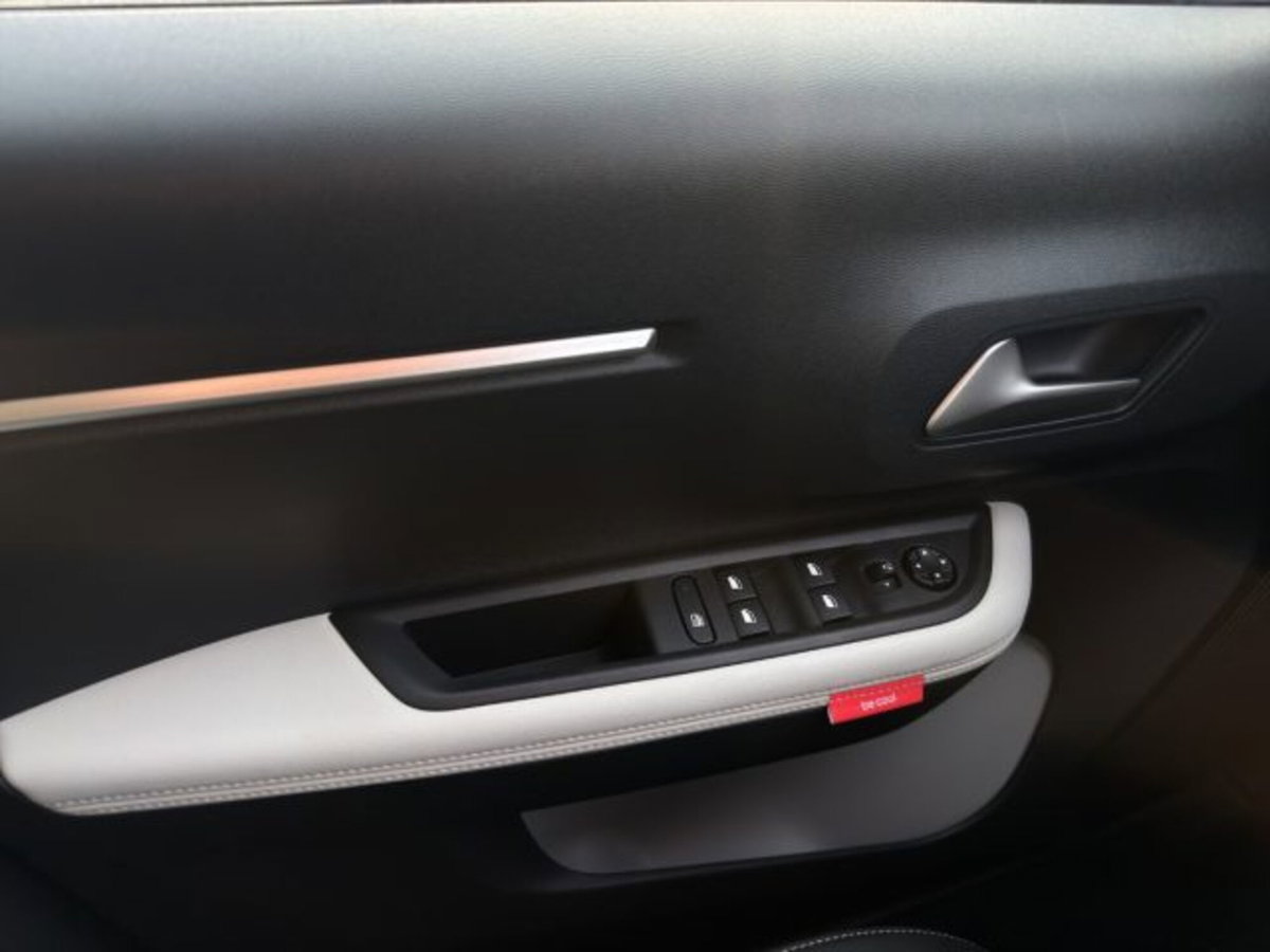 Citroen C3 1.2 puretech turbo Max 100cv s&s (12)