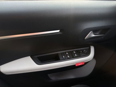 Citroen C3 1.2 puretech turbo Max 100cv s&s (12)