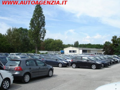 Volkswagen Maggiolino 1.6 TDI Design (18)